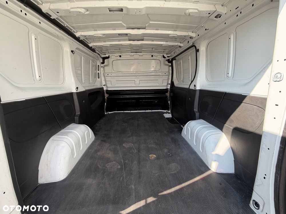 Renault Trafic Combi L1H1 Authentique - 12