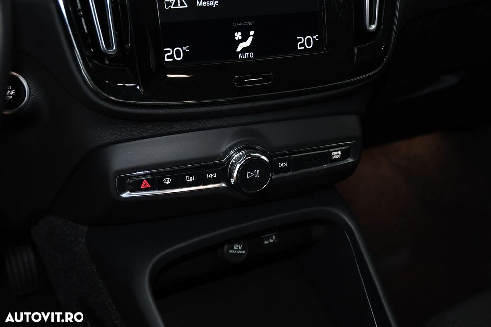 Volvo XC 40 - 34