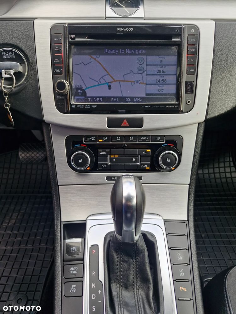 Volkswagen Passat Variant 2.0 TDI DSG BlueMotion Technology Highline - 20