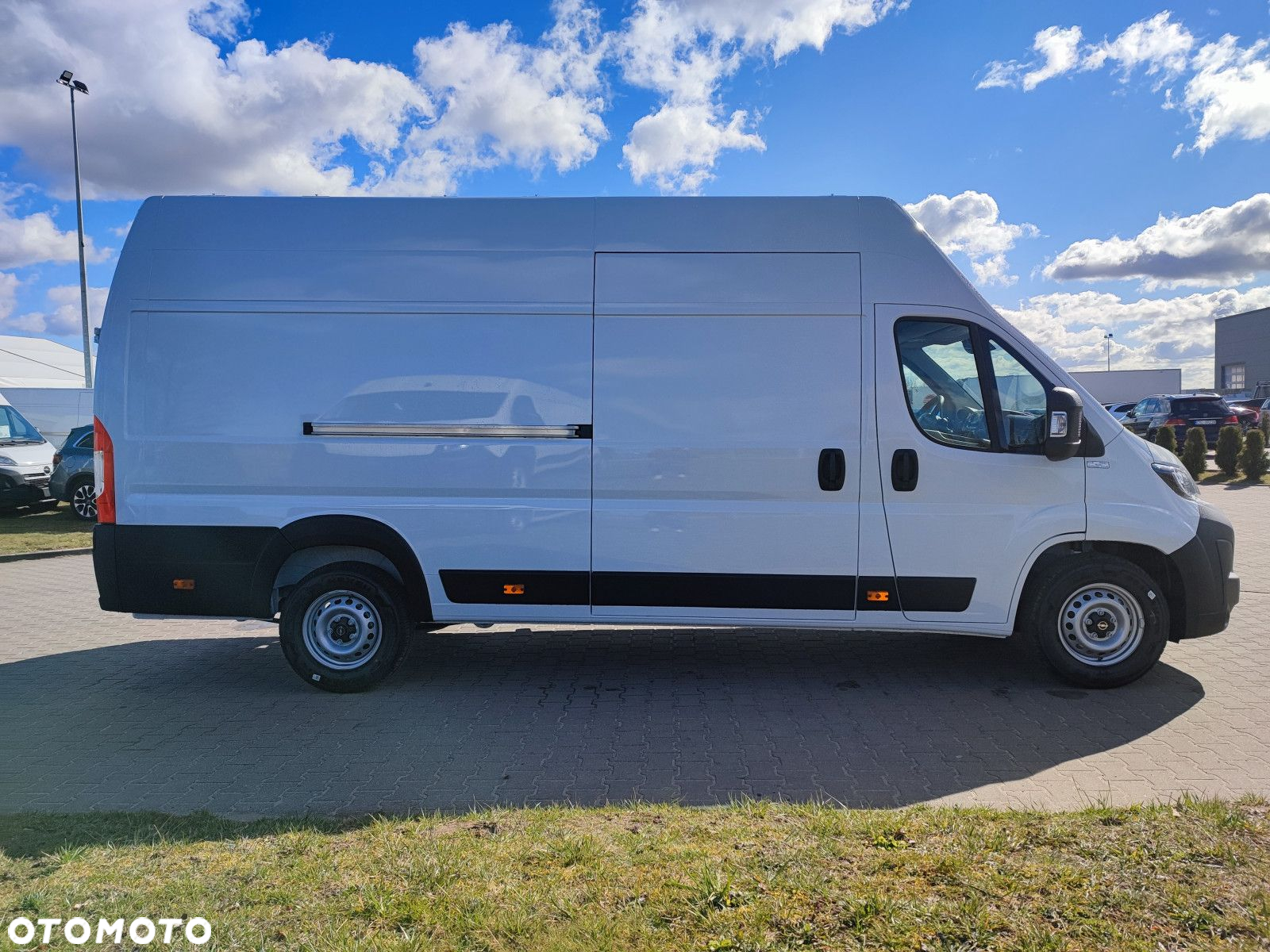 Opel movano Movano Furgon L4H3 2.2 Diesel 180KM MT6 Euro 6E DMC 3.5t Heavy 17m3 - 10