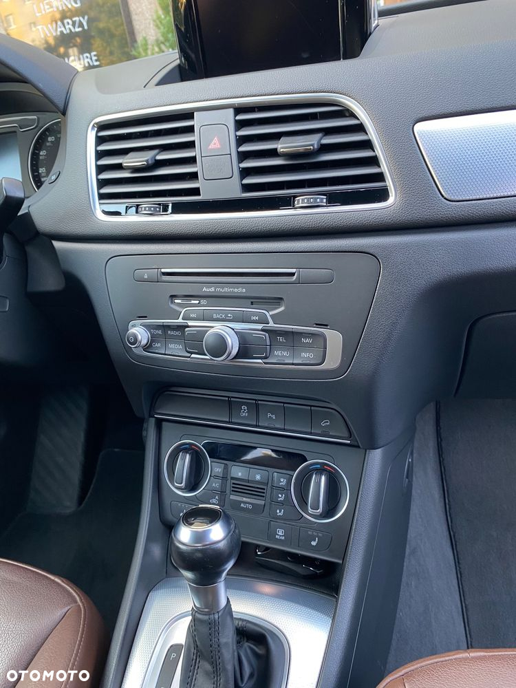 Audi Q3 2.0 TFSI quattro S tronic - 19