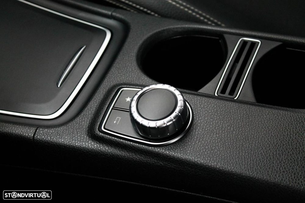 Mercedes-Benz CLA 180 d Shooting Brake Urban Aut. - 26