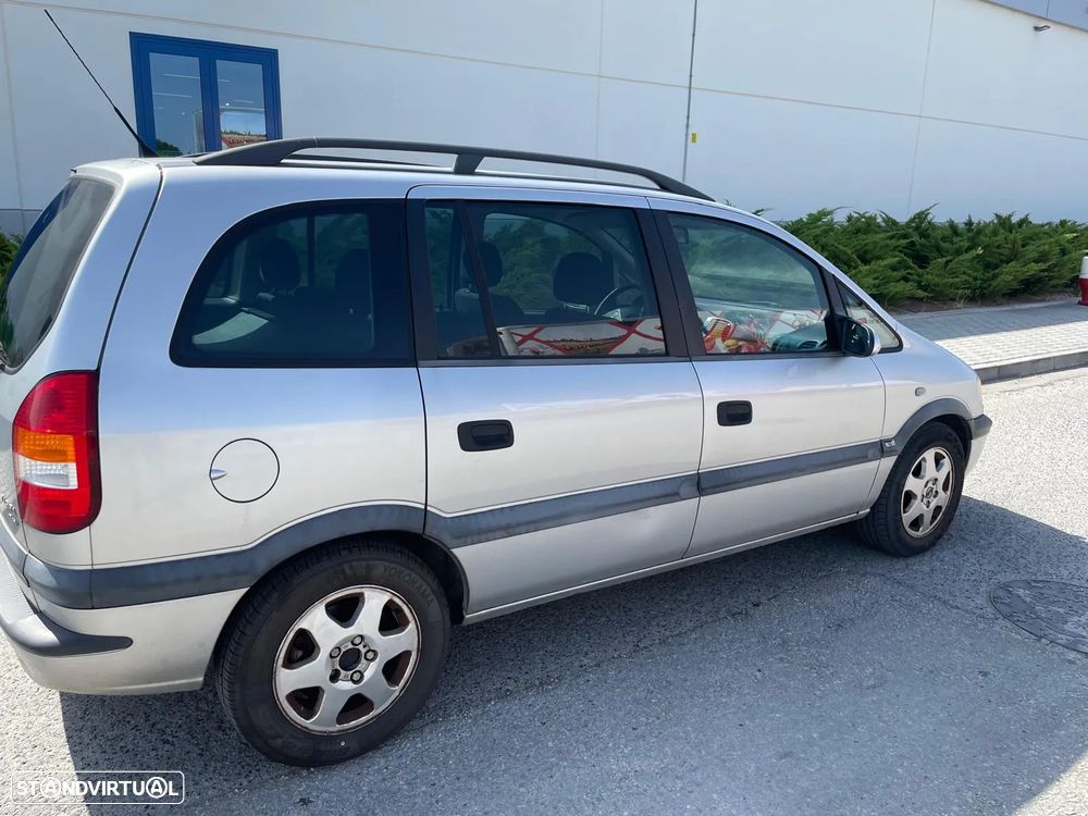Opel Zafira 2.0 DTi Confort - 1