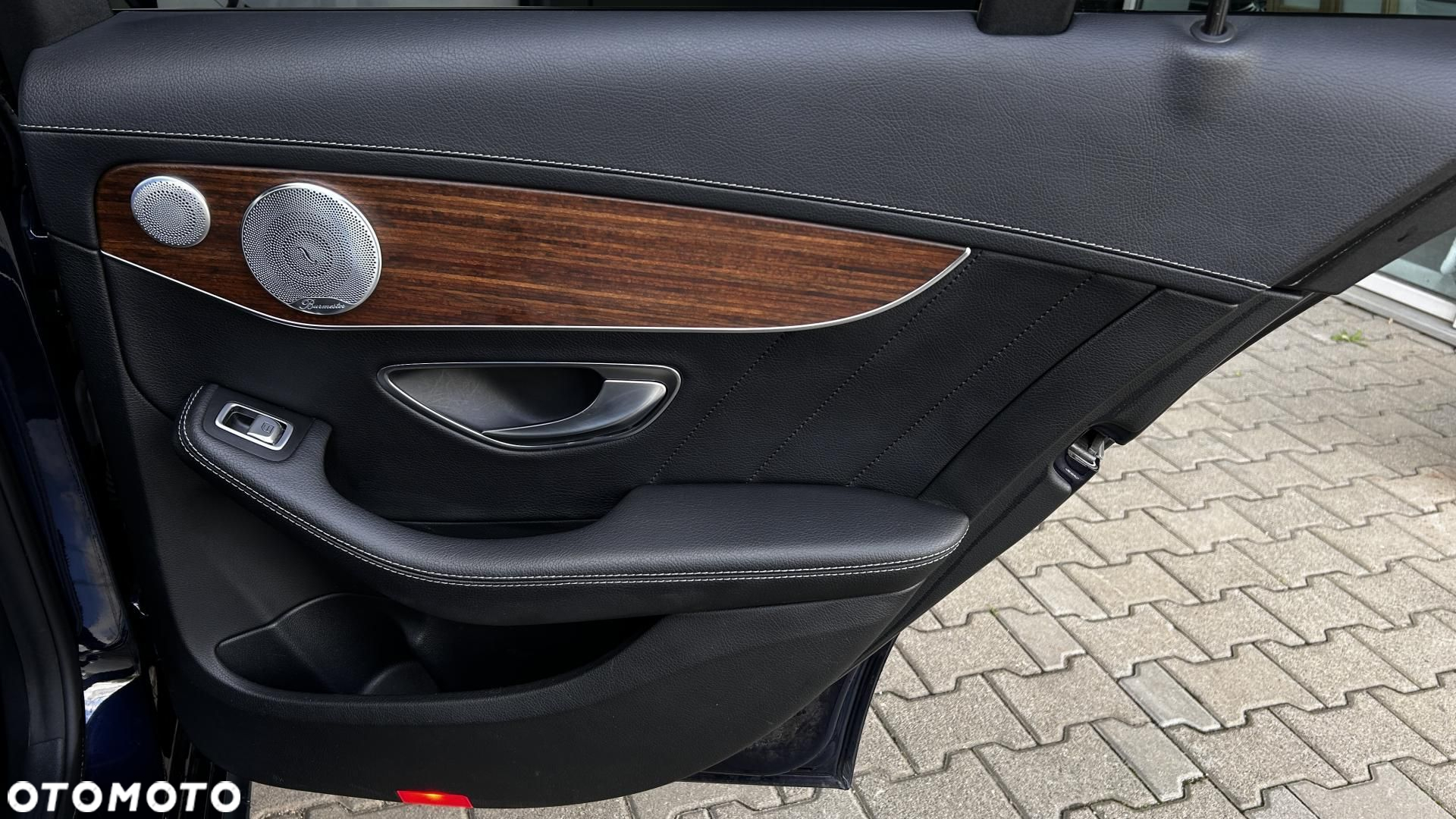 Mercedes-Benz Klasa C 220 d 9G-TRONIC - 24