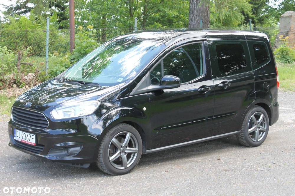 Ford Tourneo Courier 1.5 TDCi Sport - 17