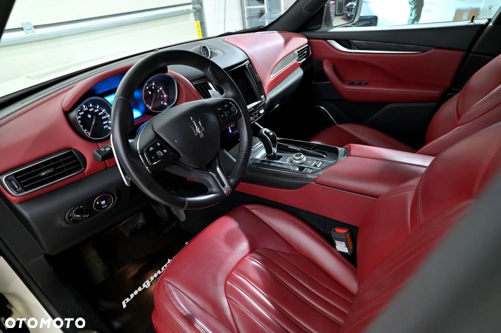 Maserati Levante S - 34
