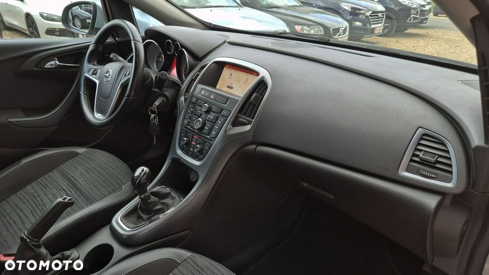 Opel Astra 1.4 Turbo Selection - 25