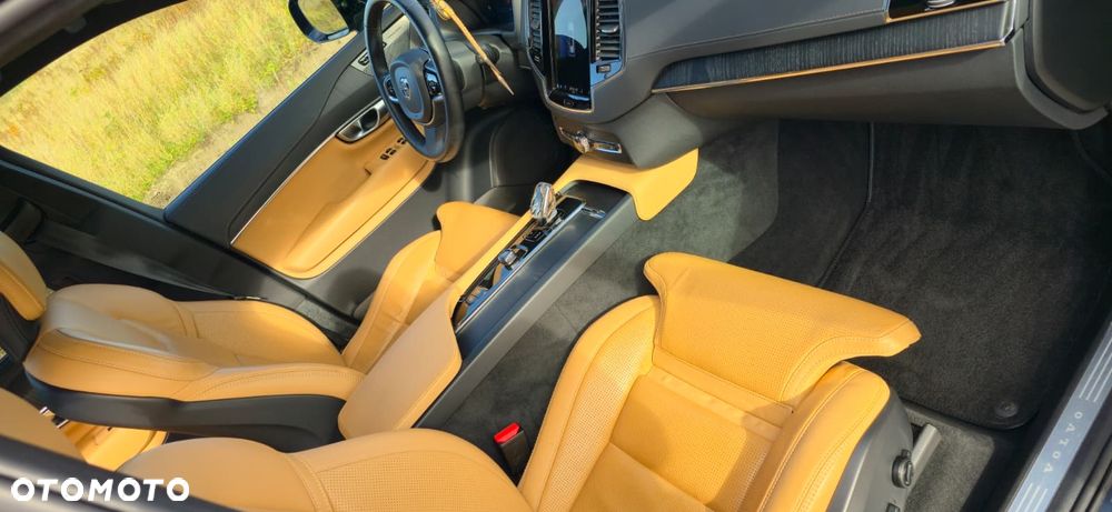 Volvo XC 90 B5 D AWD Plus Dark 7os - 10