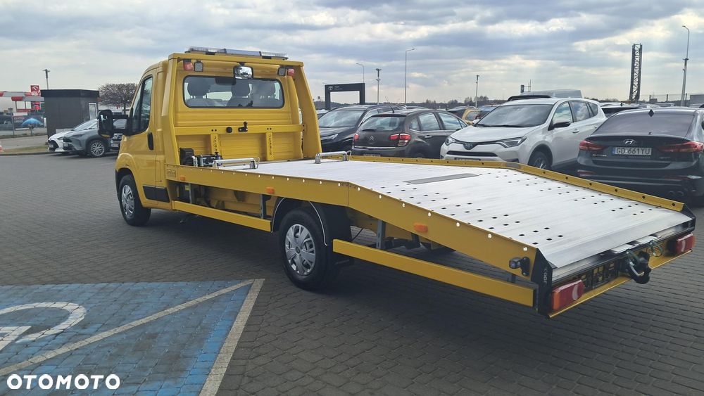 Toyota Proacemax - 8