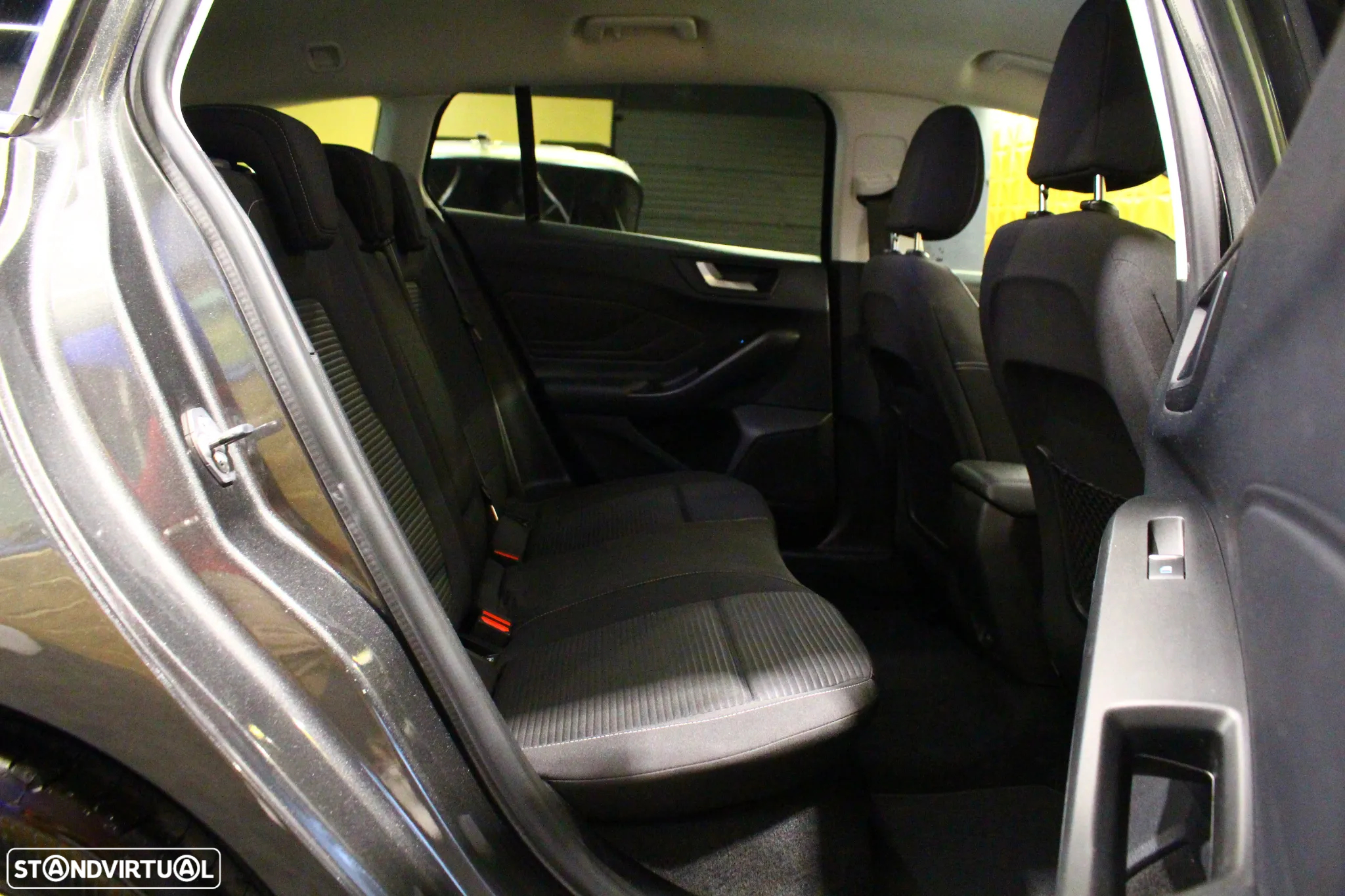 Ford Focus SW 1.5 TDCi EcoBlue Titanium - 16