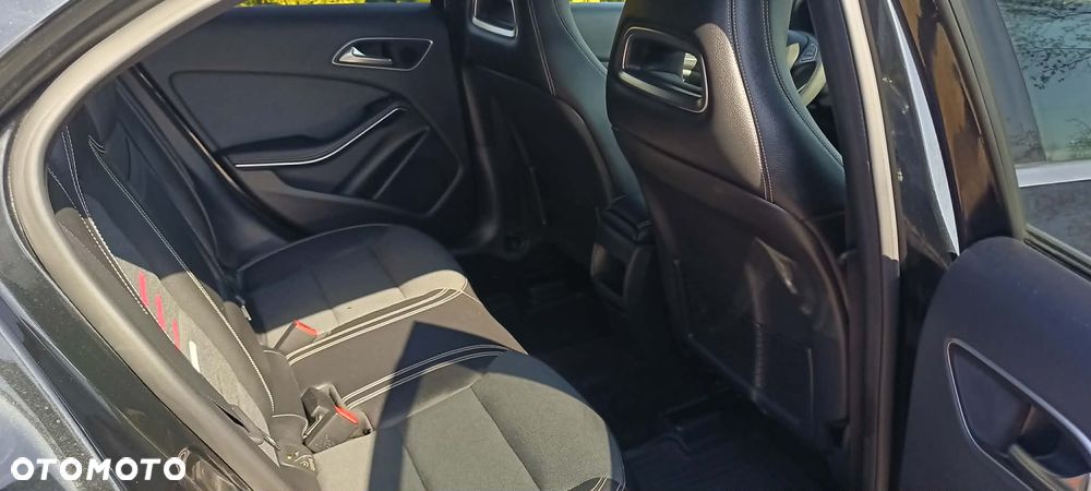 Mercedes-Benz Klasa A 180 d - 15