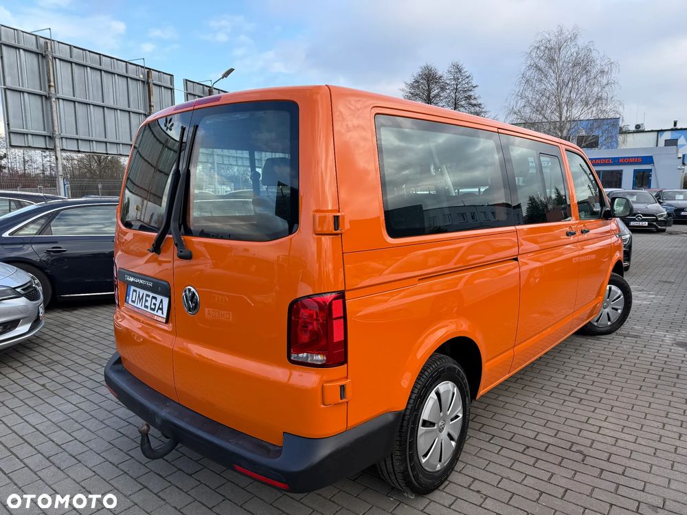 Volkswagen Transporter - 2