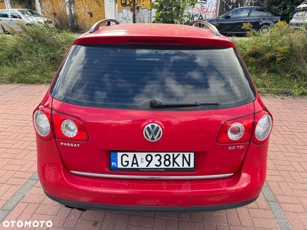 Volkswagen Passat 2.0 TDI DPF Highline DSG - 2