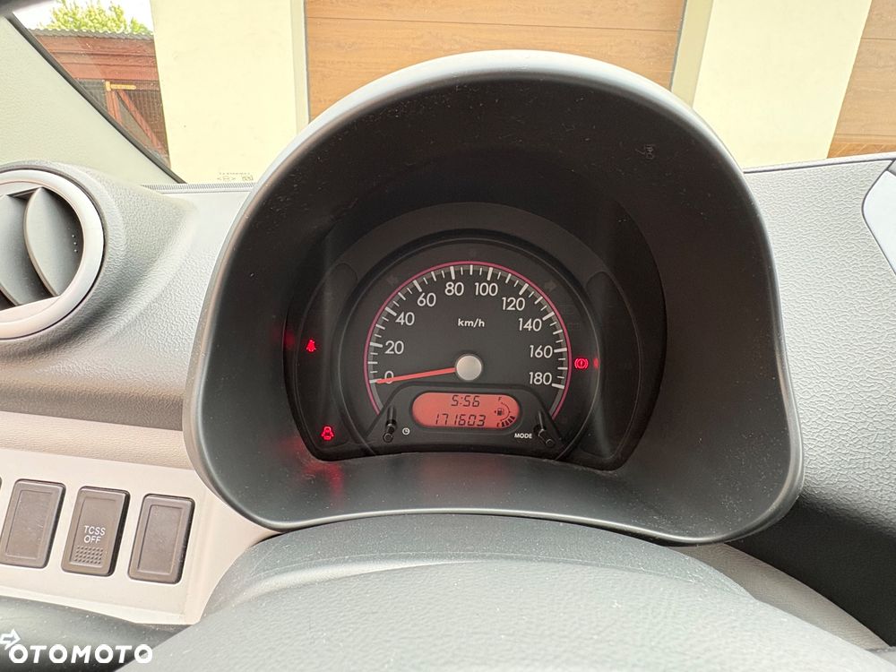 Suzuki Alto 1.0 Club City - 24