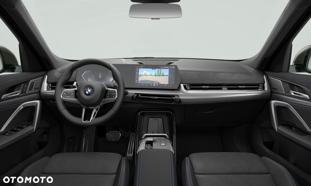 BMW X1 xDrive23i mHEV - 3