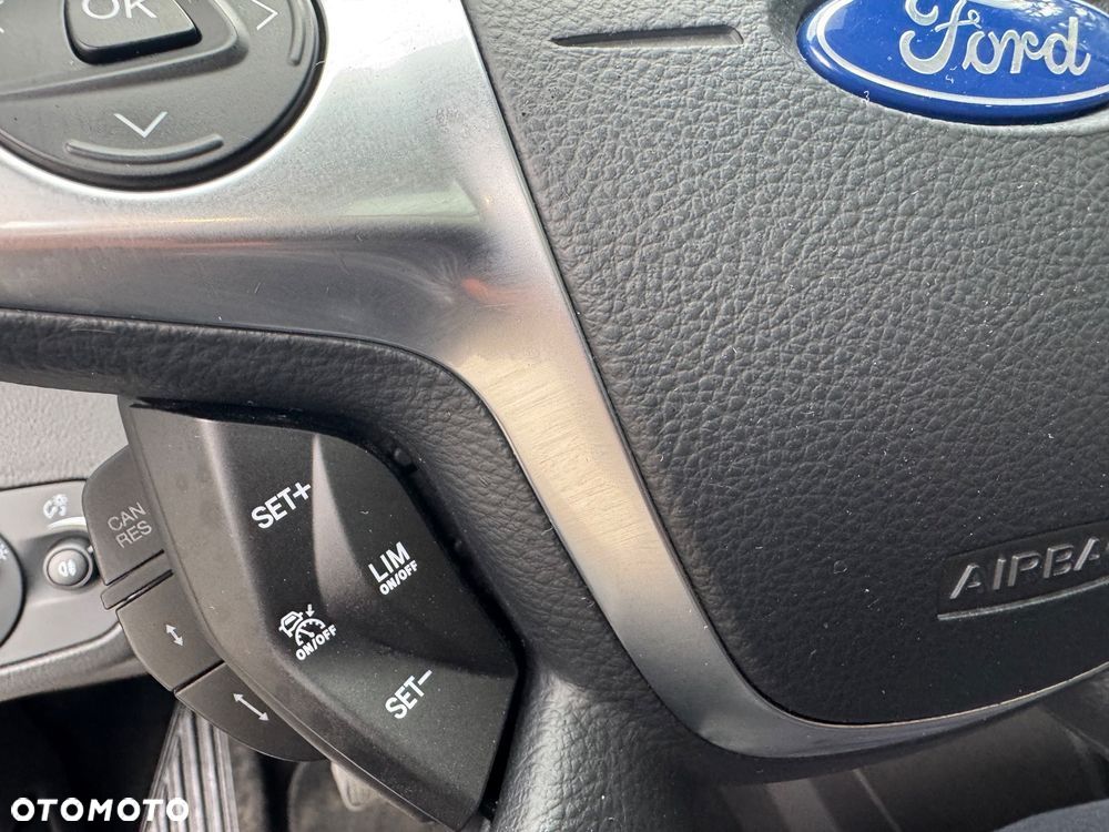 Ford Kuga 2.0 TDCi 4WD Titanium - 33