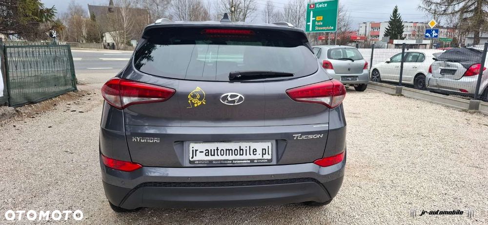 Hyundai Tucson - 16