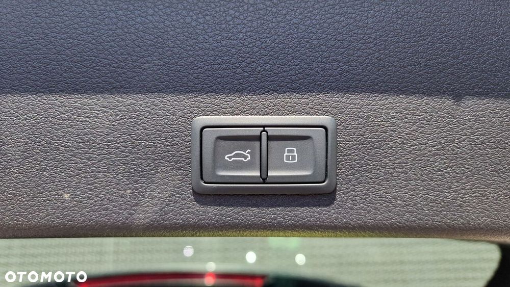 Audi Q8 - 9