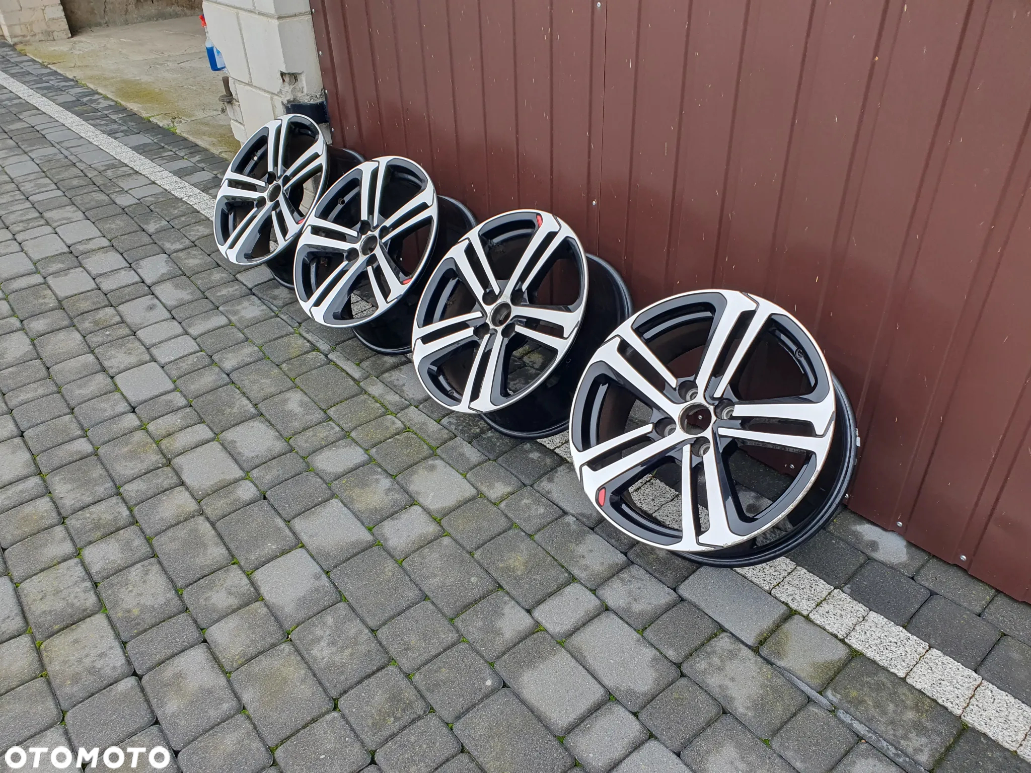 Peugeot GT line cztery felgi - 2