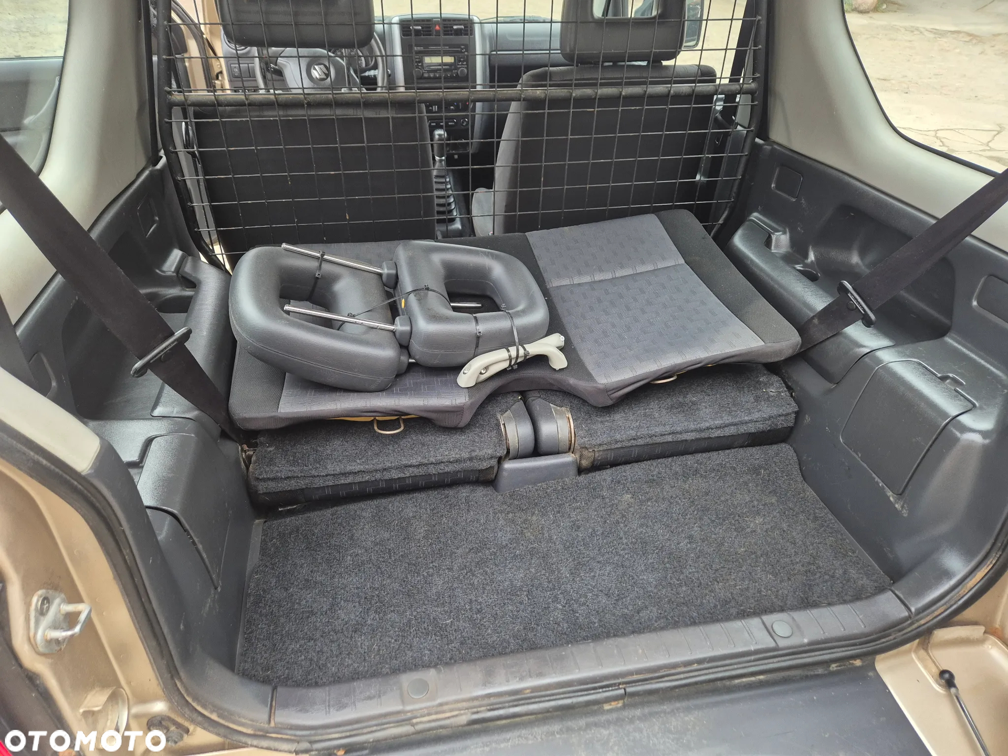 Suzuki Jimny 1.3 - 19