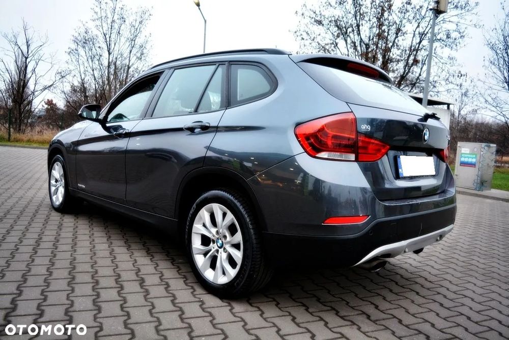 BMW X1 xDrive18d xLine - 3