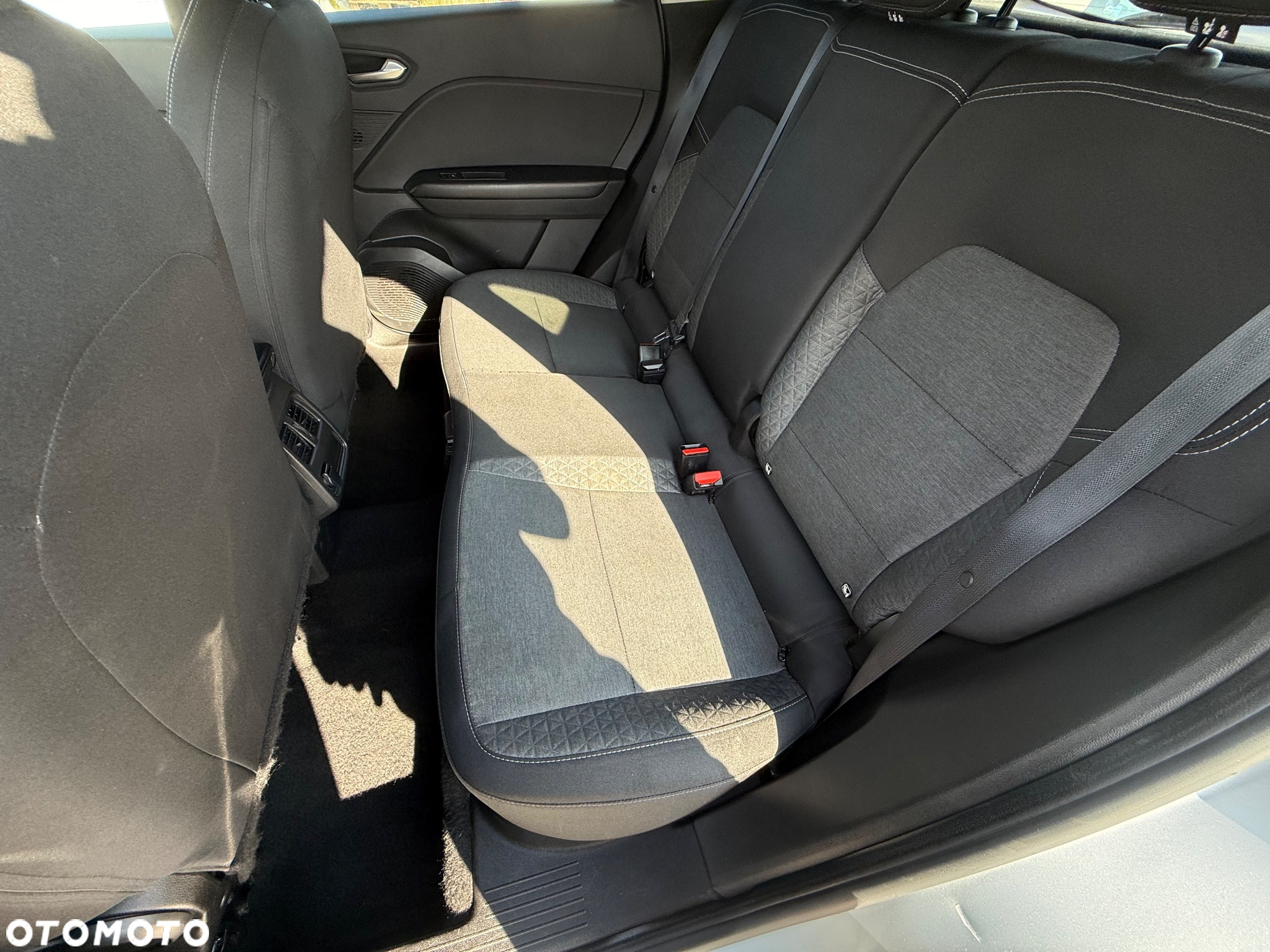 Renault Captur TCe 90 ZEN - 12