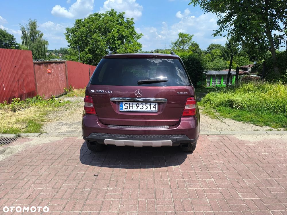 Mercedes-Benz ML 320 CDI 4Matic 7G-TRONIC - 3
