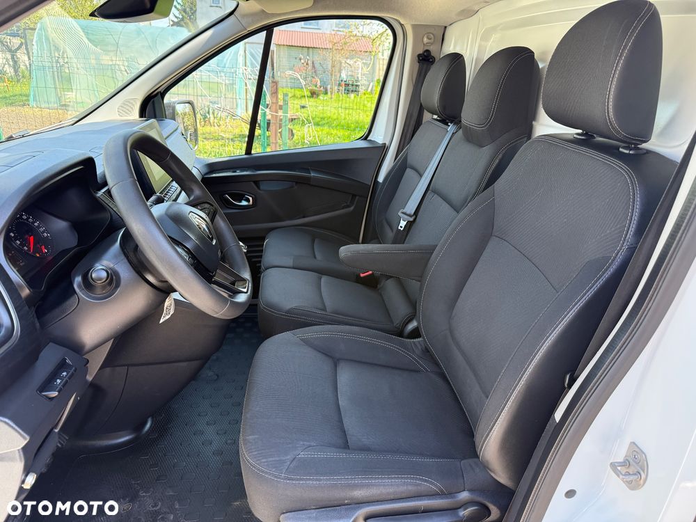 Renault Trafic - 15