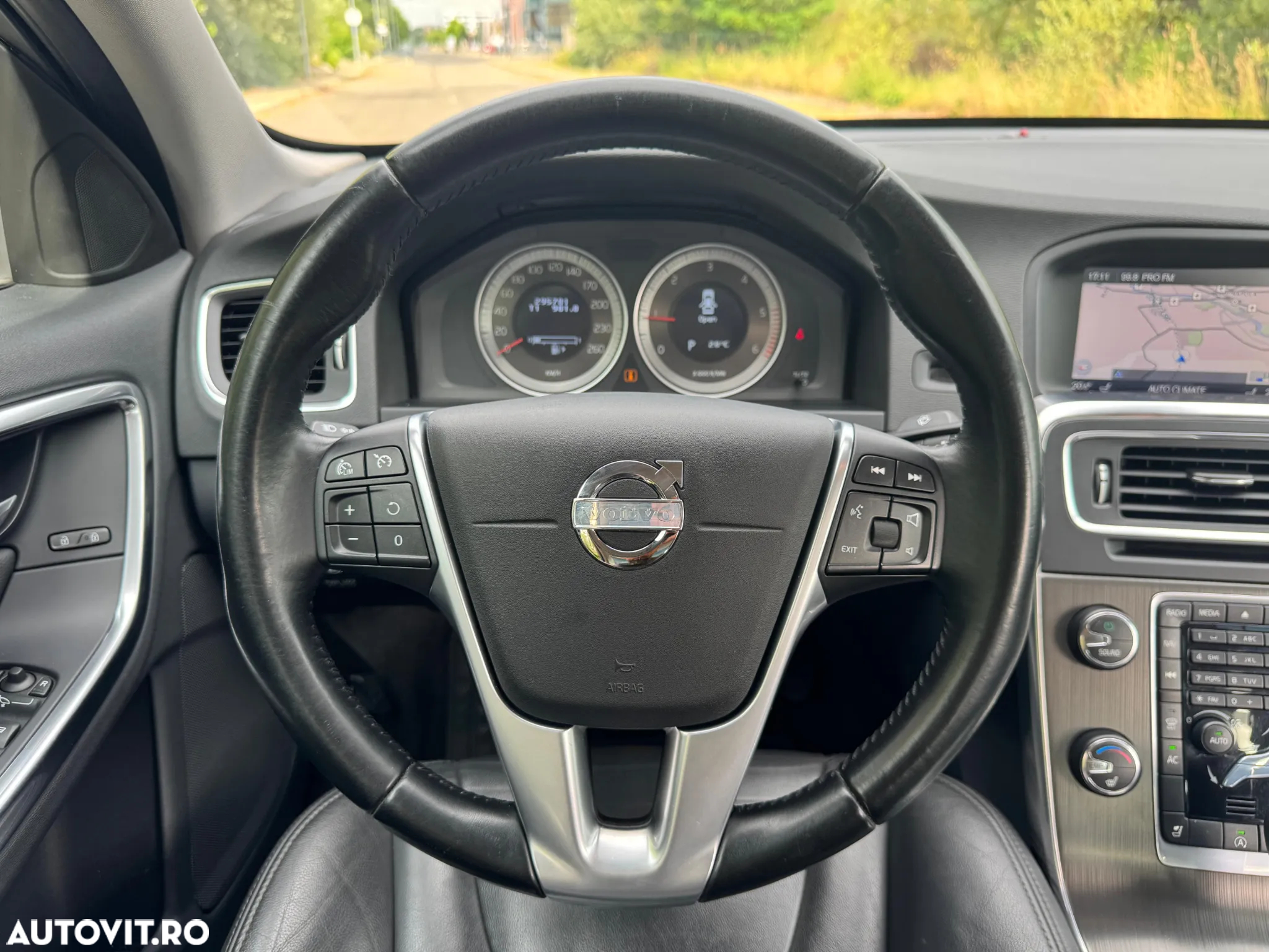 Volvo S60 D2 Powershift Summum - 17