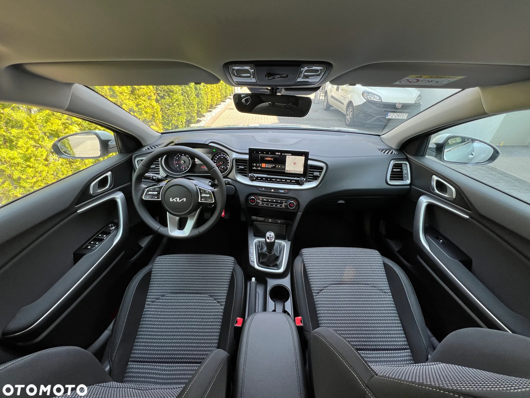 Kia Ceed 1.5 T-GDI M - 22