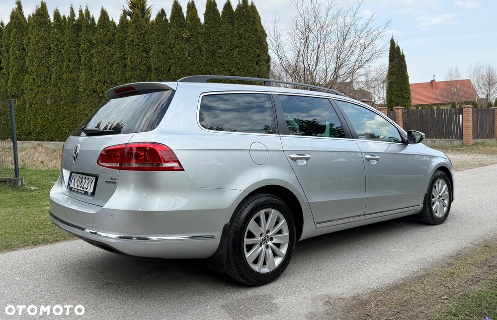 Volkswagen Passat 1.6 TDI DPF BlueMot Highline - 7