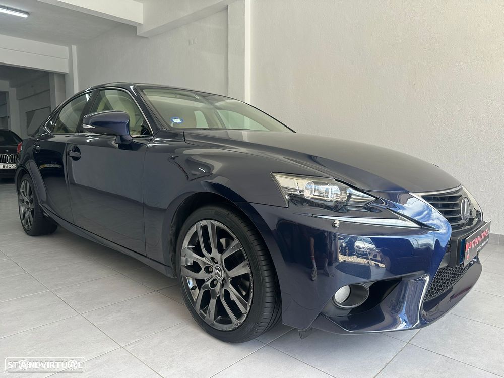 Lexus IS 300 - 8