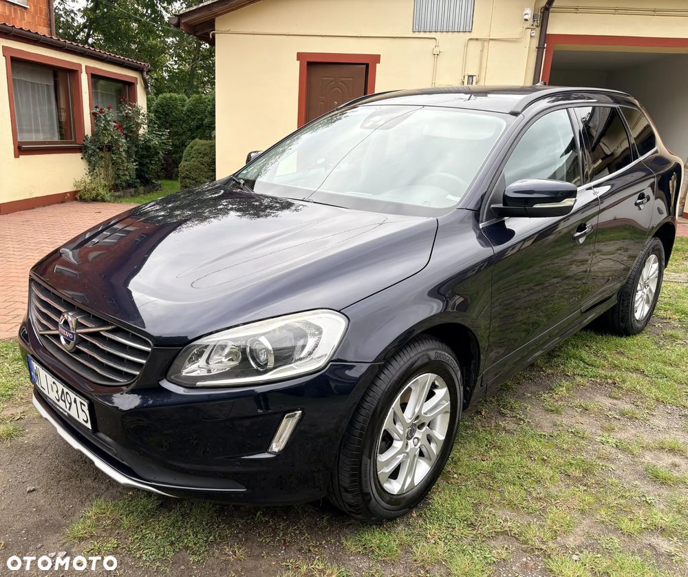 Volvo XC 60 D4 Momentum - 1