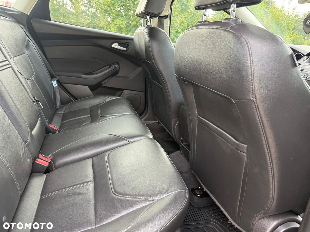 Ford Focus - 12