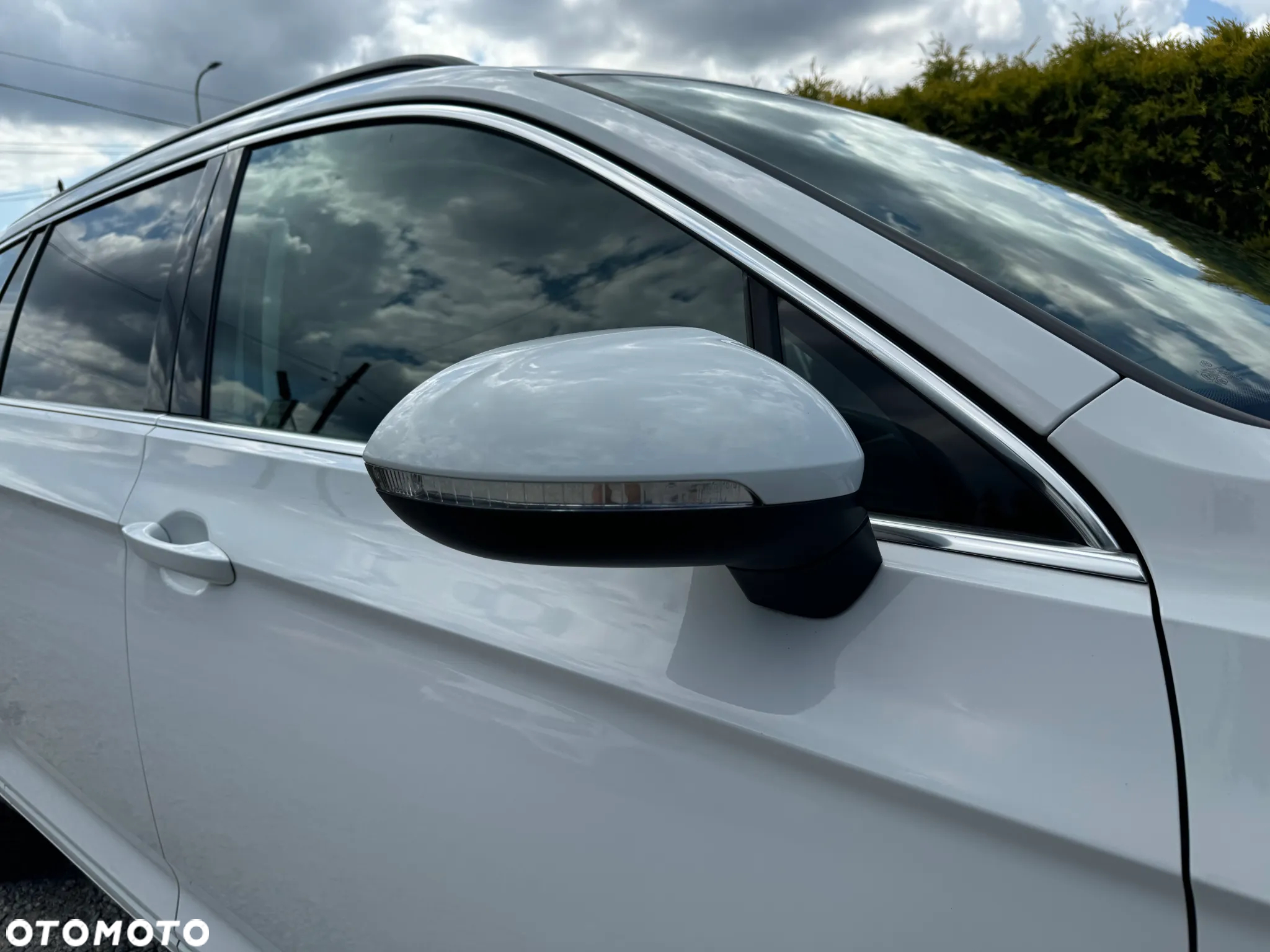 Volkswagen Passat 2.0 TDI BMT Comfortline - 23