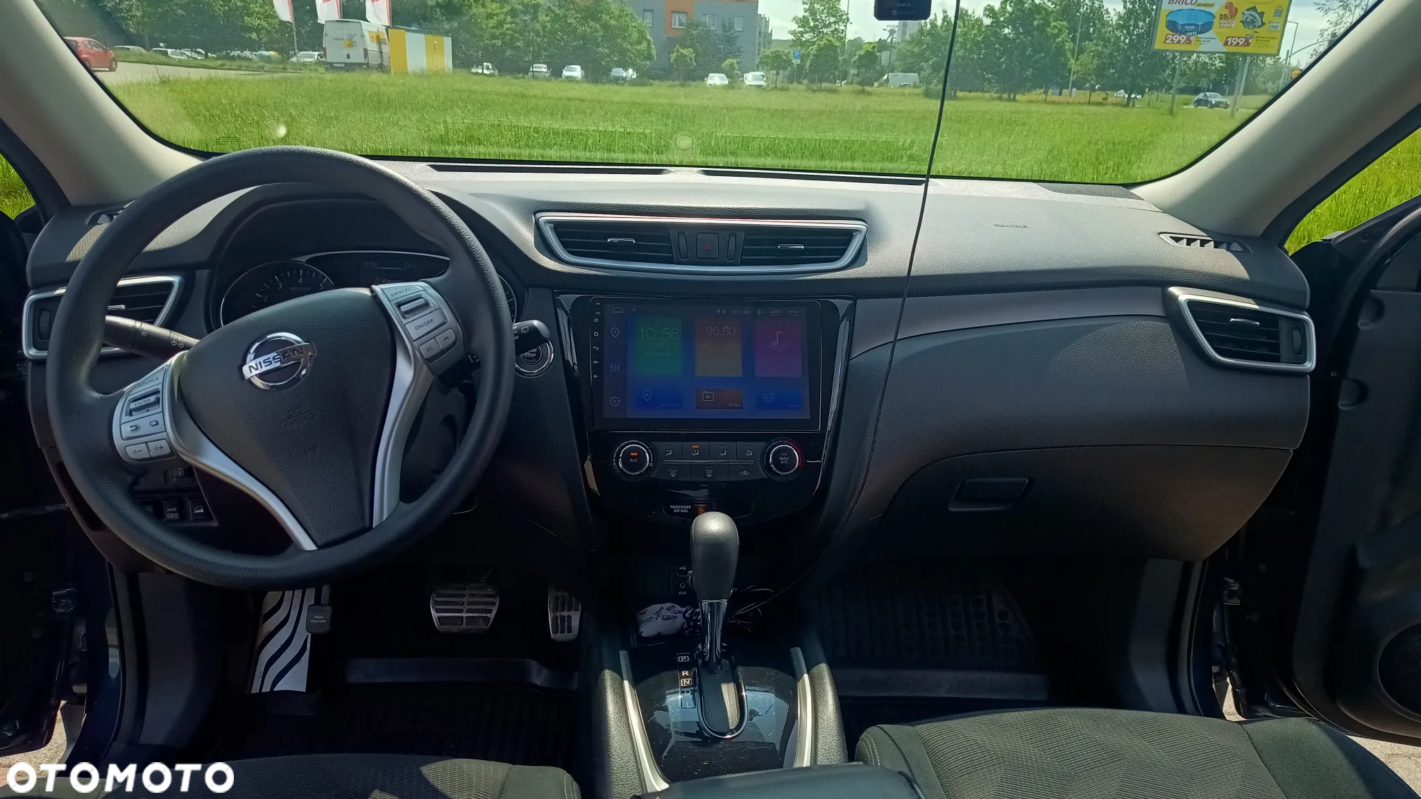 Nissan Rogue - 14