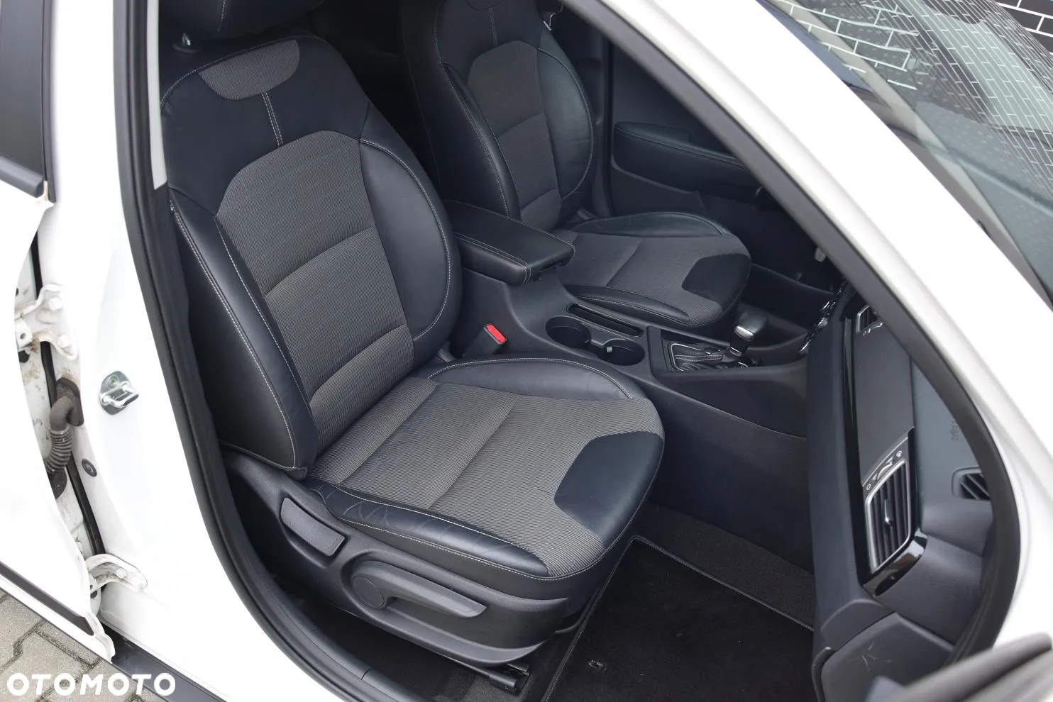 Kia Niro 1.6 GDI Hybrid XL - 13