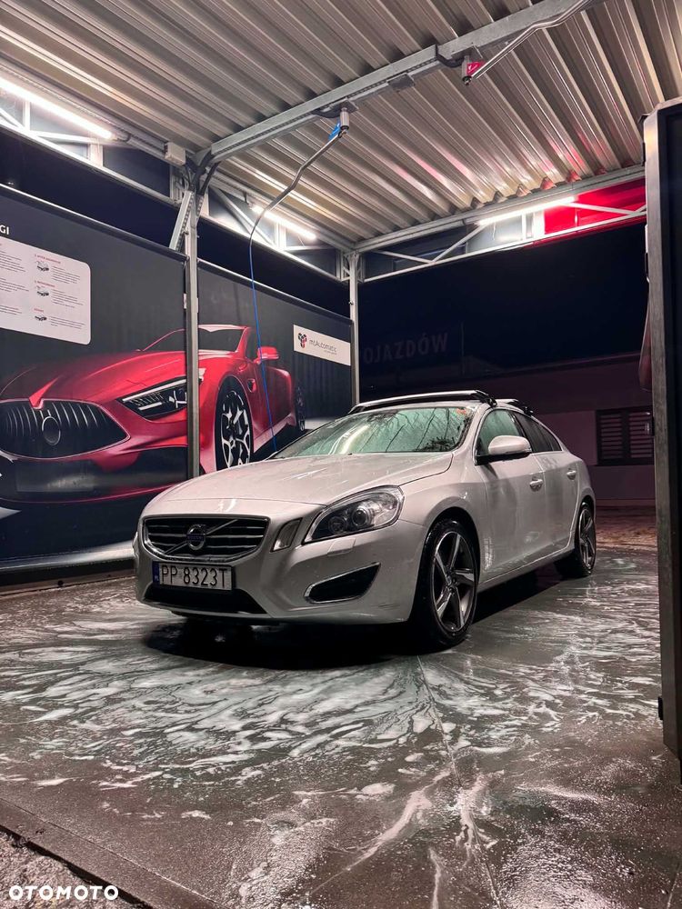 Volvo S60 - 1