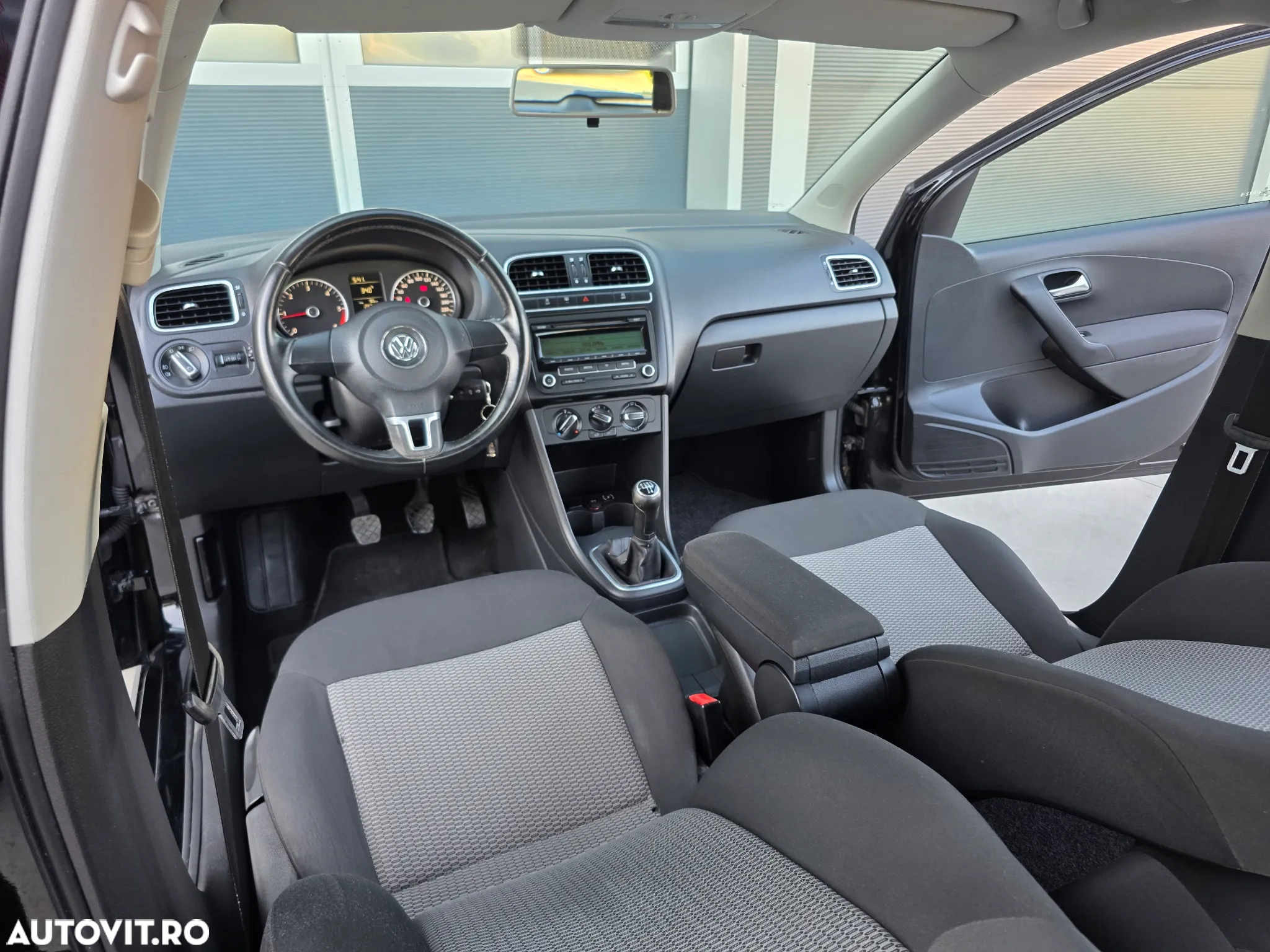 Volkswagen Polo 1.2 TDI Blue Motion - 8