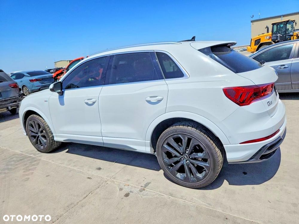 Audi Q3 45 TFSI Quattro S Line S tronic - 2