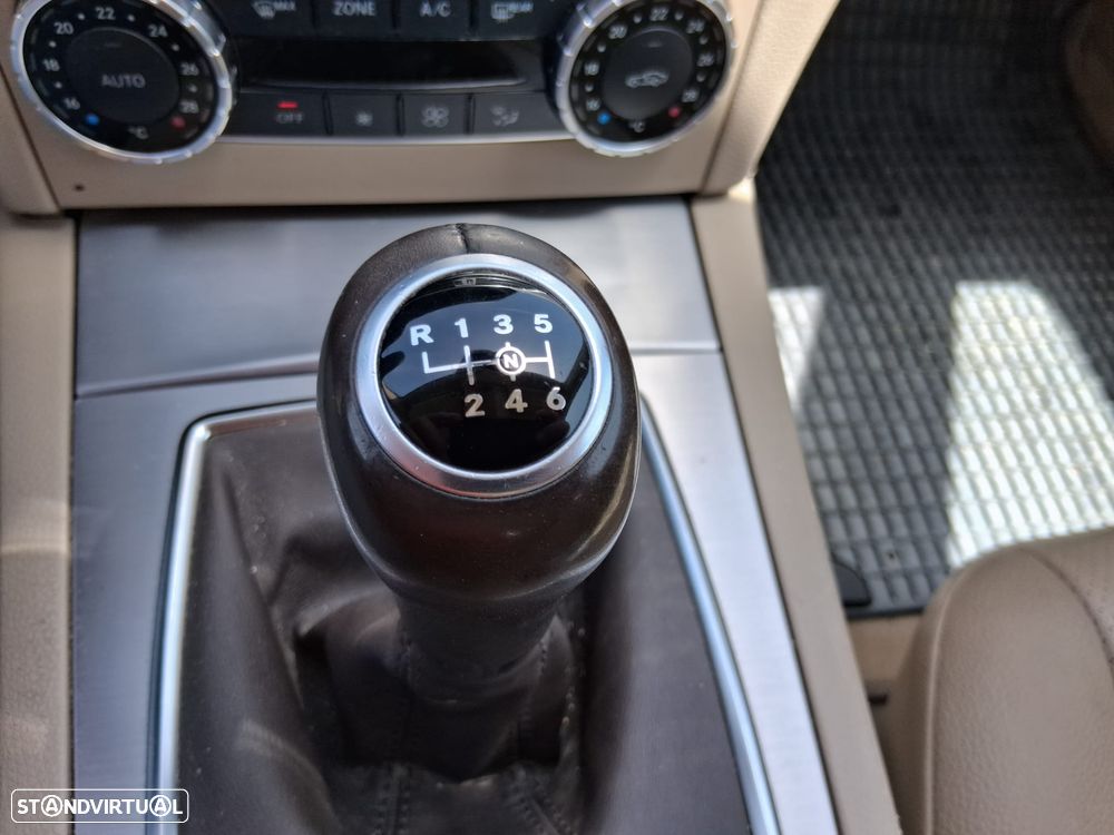 Mercedes-Benz C 220 - 17