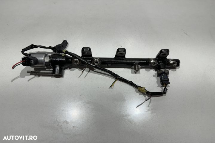 Rampa injectoare 2.3Dci HMLGT7359R 175211218R Renault Master 3 [1st f - 1