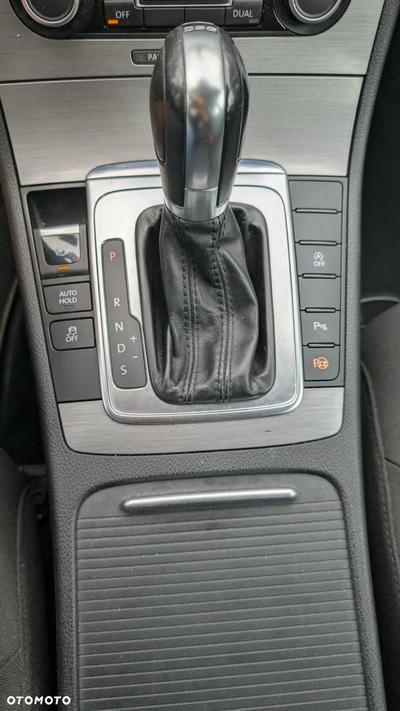 Volkswagen Passat 2.0 TDI DPF Highline DSG - 19