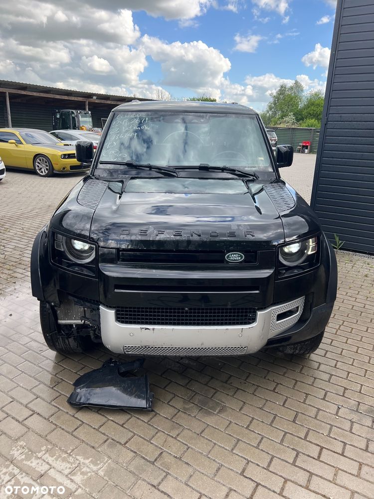 Land Rover Defender 110 P300 - 8