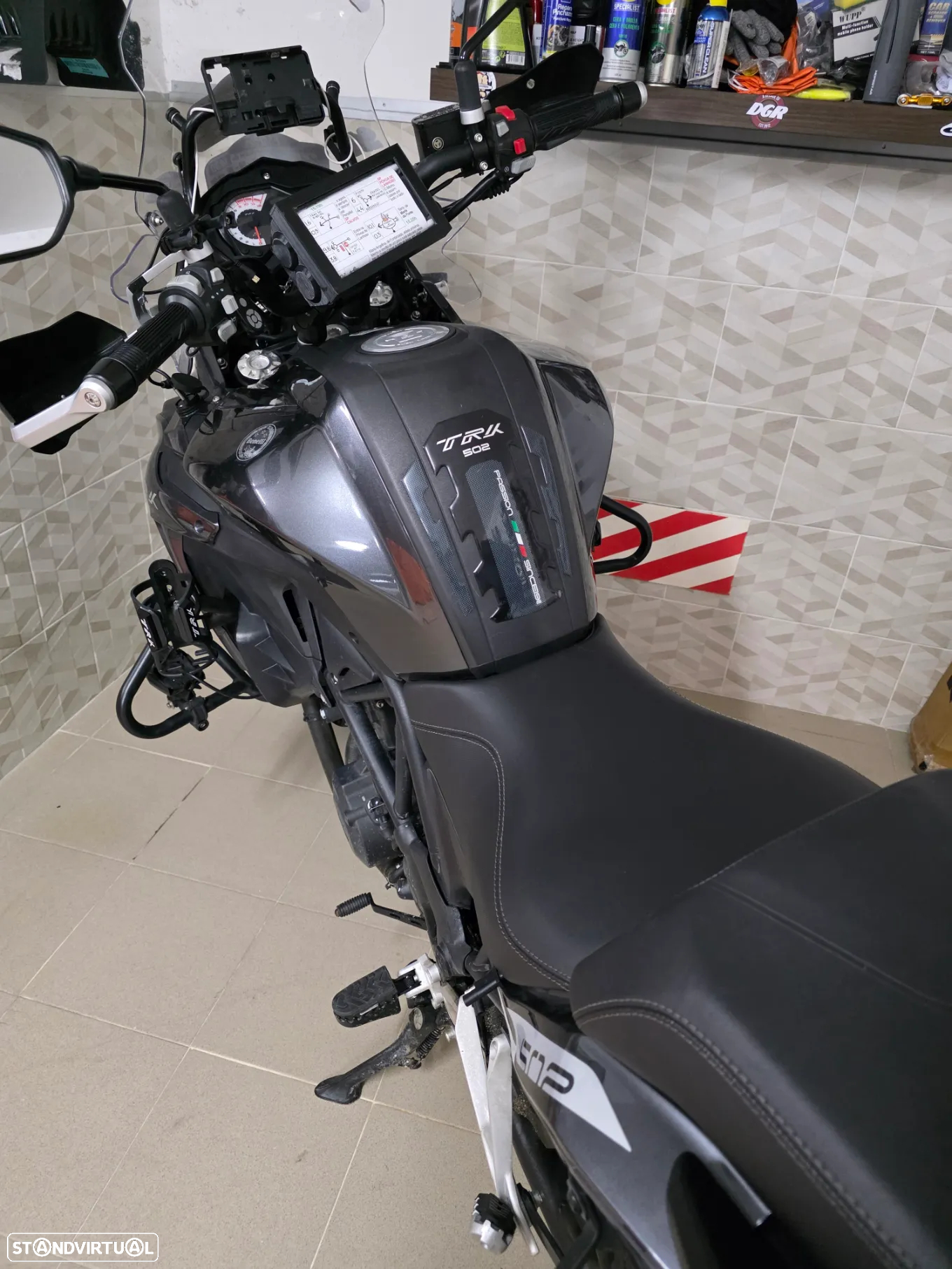 Benelli TRK 502 - 13