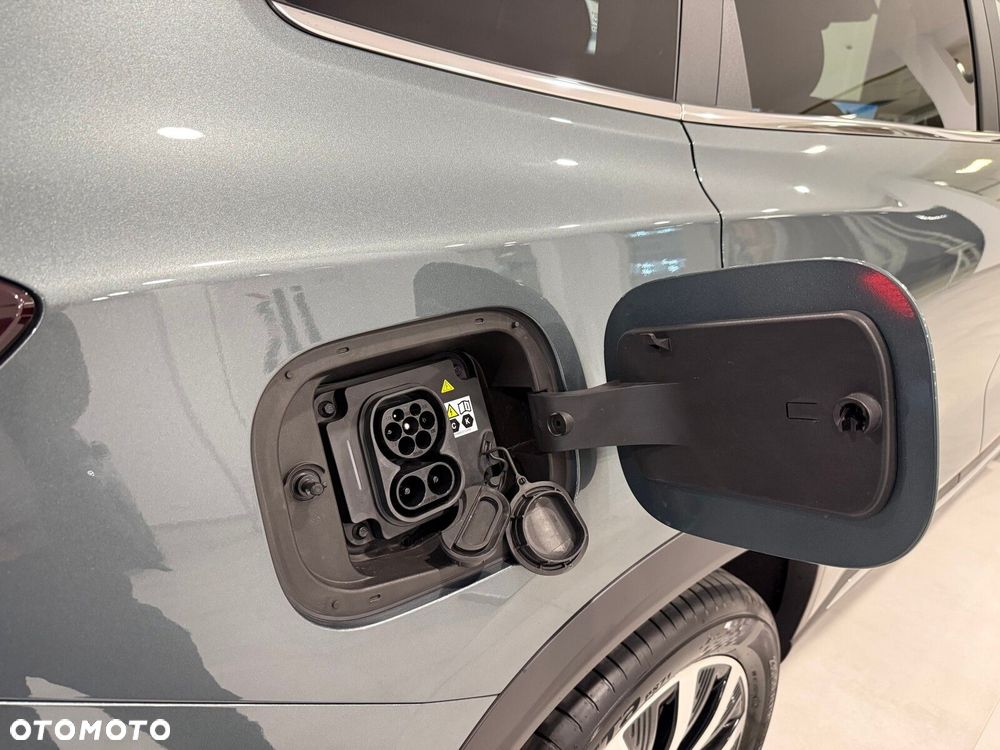 Chery Tiggo 8 1.5 T-GDI Super Hybrid Prestige DCT - 31