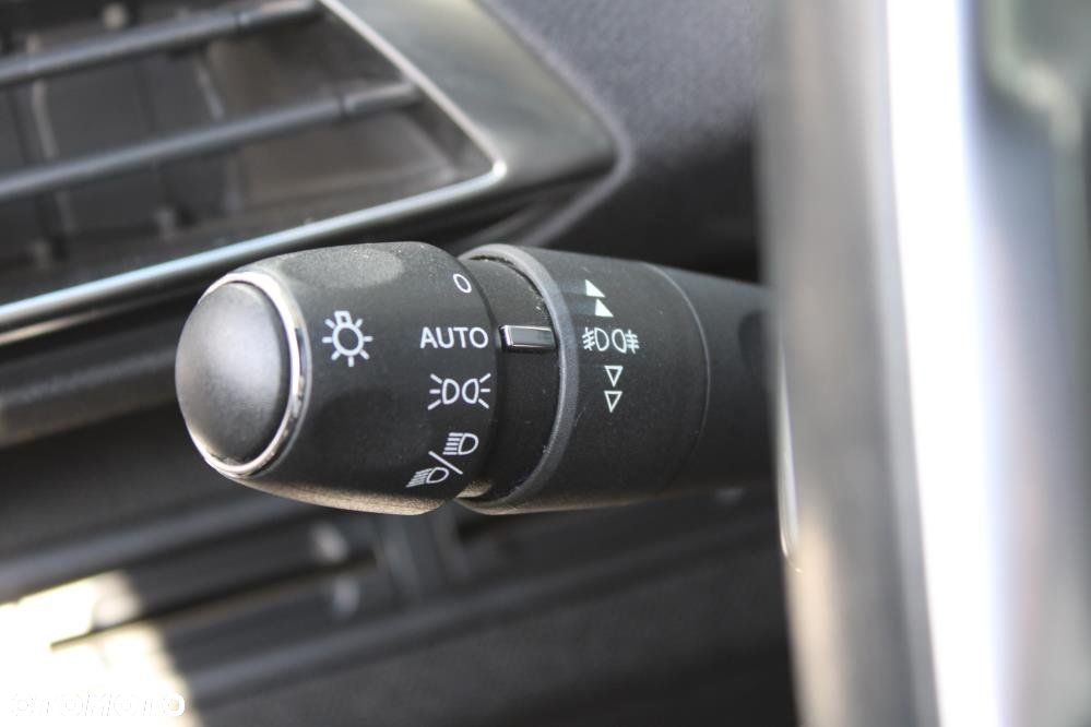 Peugeot 3008 - 25