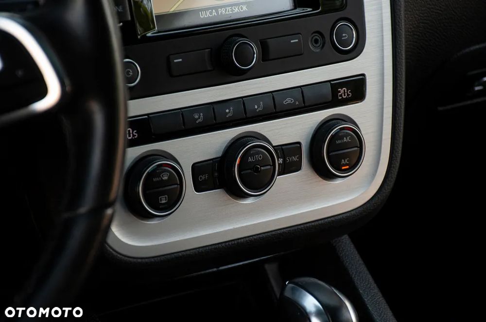 Volkswagen Scirocco 2.0 TSI (BlueMotion Technology) DSG - 36