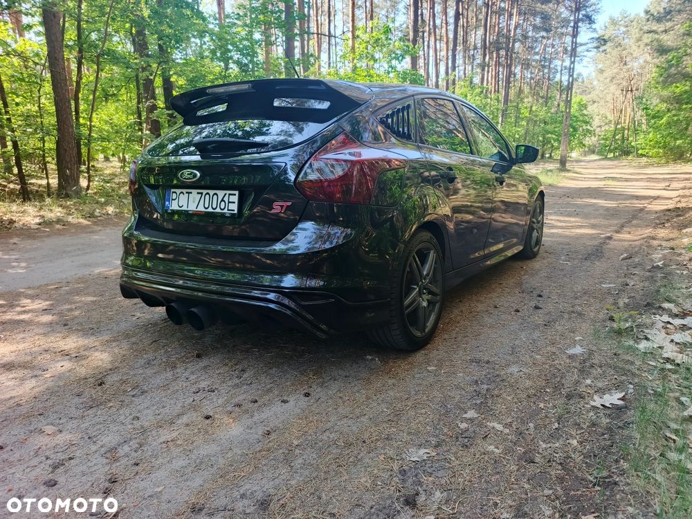 Ford Focus 2.0 EcoBoost ST - 3