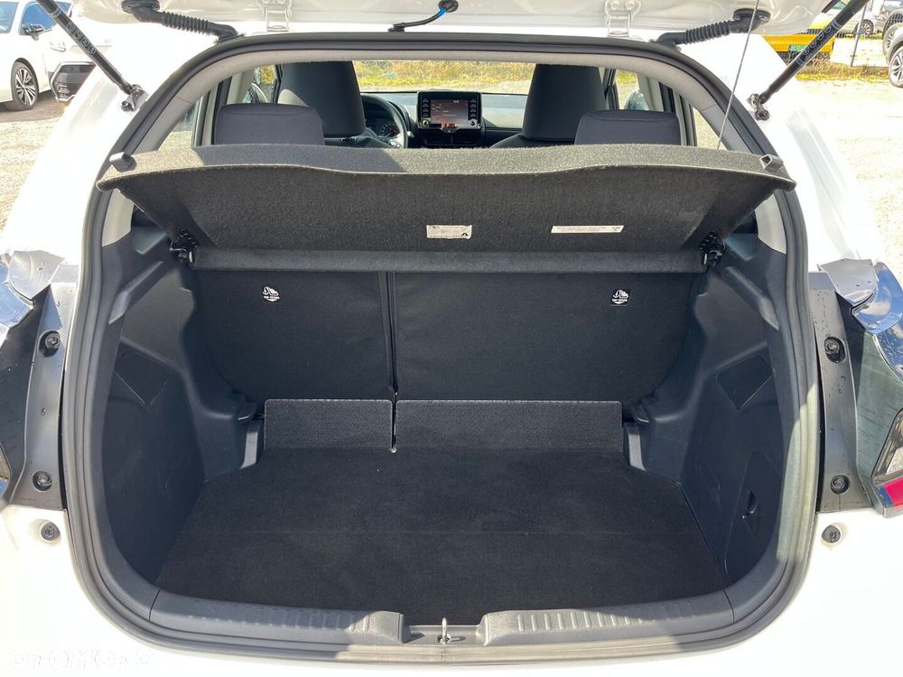 Toyota Yaris Hybrid 1.5 Active - 32